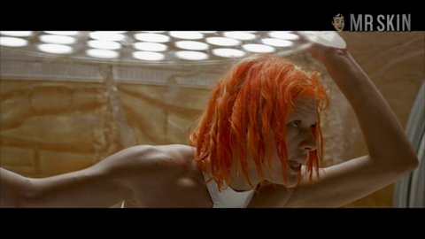fucking selena gomez girl off fifth element nude