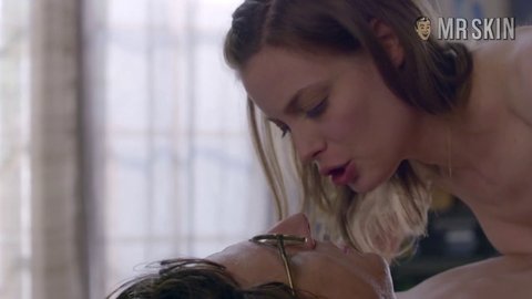Gillian jacobs love sex scene Gillian jacobs love sex scene